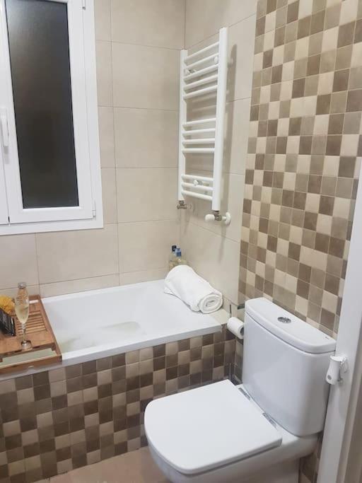 Artekale44 Apartment Билбао Екстериор снимка